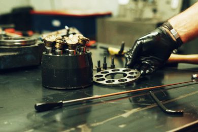 HYDRAULIC COMPONENT REPAIR